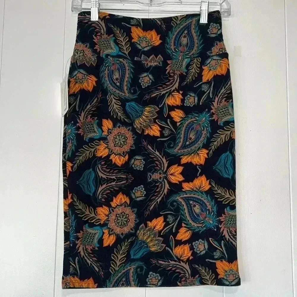 LulaRoe Cassie Pencil Mini Skirt NWT 11 - Picture 2 of 7